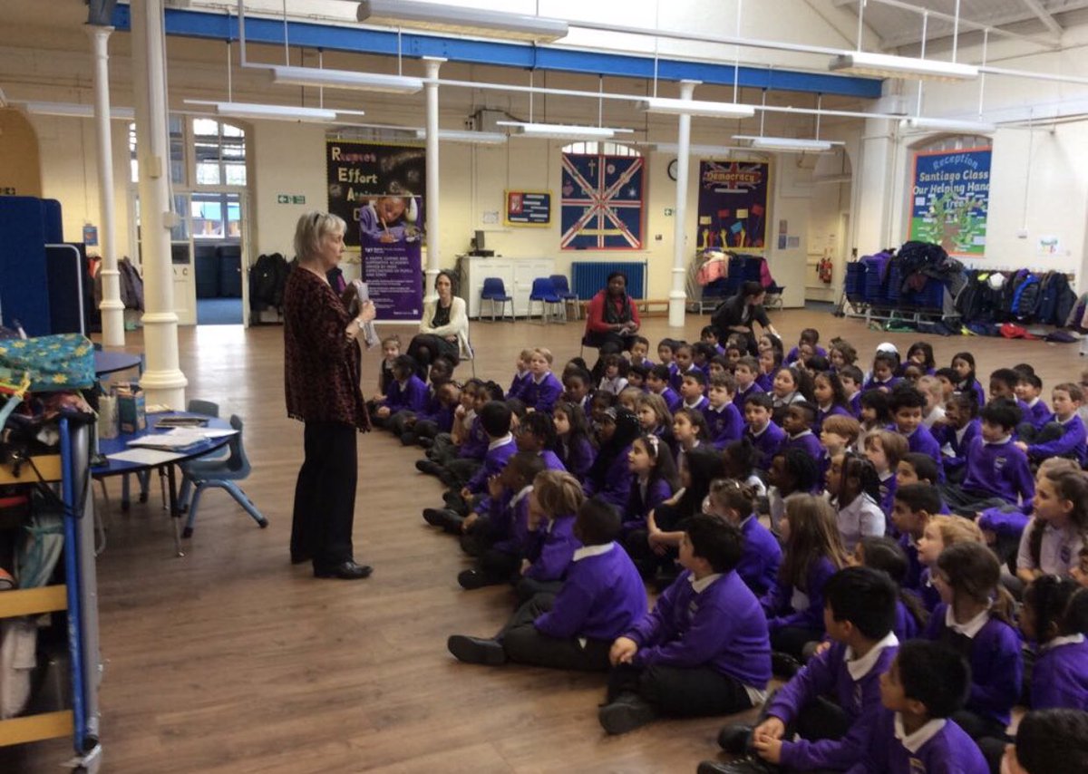 HPA_Philip_Lane's tweet image. Anne Fine with our pupils this afternoon. They were fascinated and totally inspired hearing Anne talk of how she writes. 

#AuthorsAtTheAcademy #HPAPLInspires