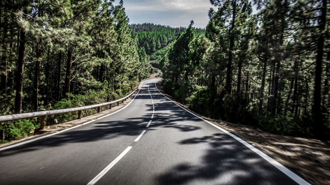 Wanna beat the winter blues?! We've selected five fantastic destinations where you can still ride during winter! bit.ly/5winterdestina… #winterrides #winterblues #destinations #motorrad #motorcycle