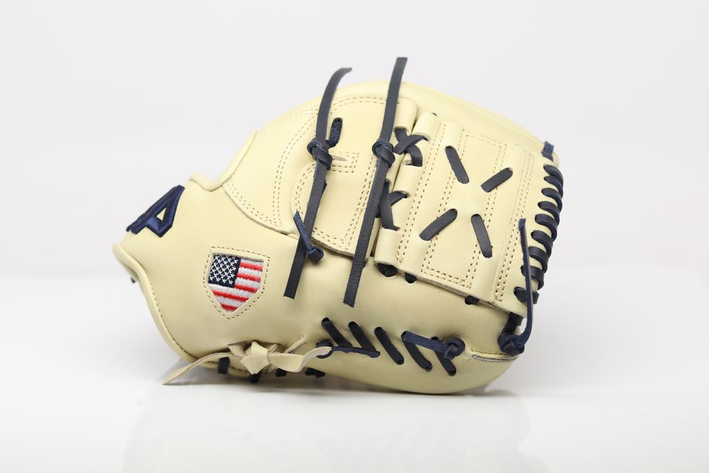 44 Baseball Gloves on Twitter "Clean Blonde and Navy Signature Series Two Piece with Gill
