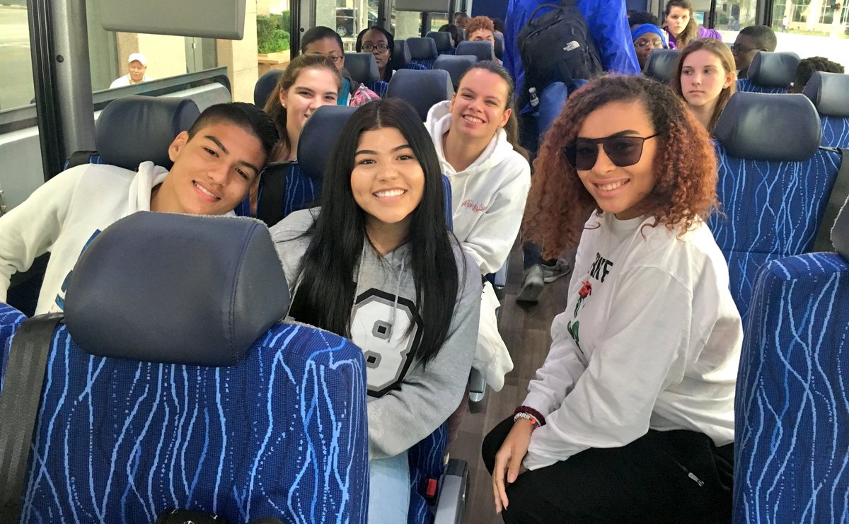 piperprincipal's tweet photo. We are on Route to "Rally-2-Tally" #R2T18 !!! The Bengal Nation Well Represented !!! #PiperMindset #MissionIMpossible https://t.co/tQ6nDEIit3