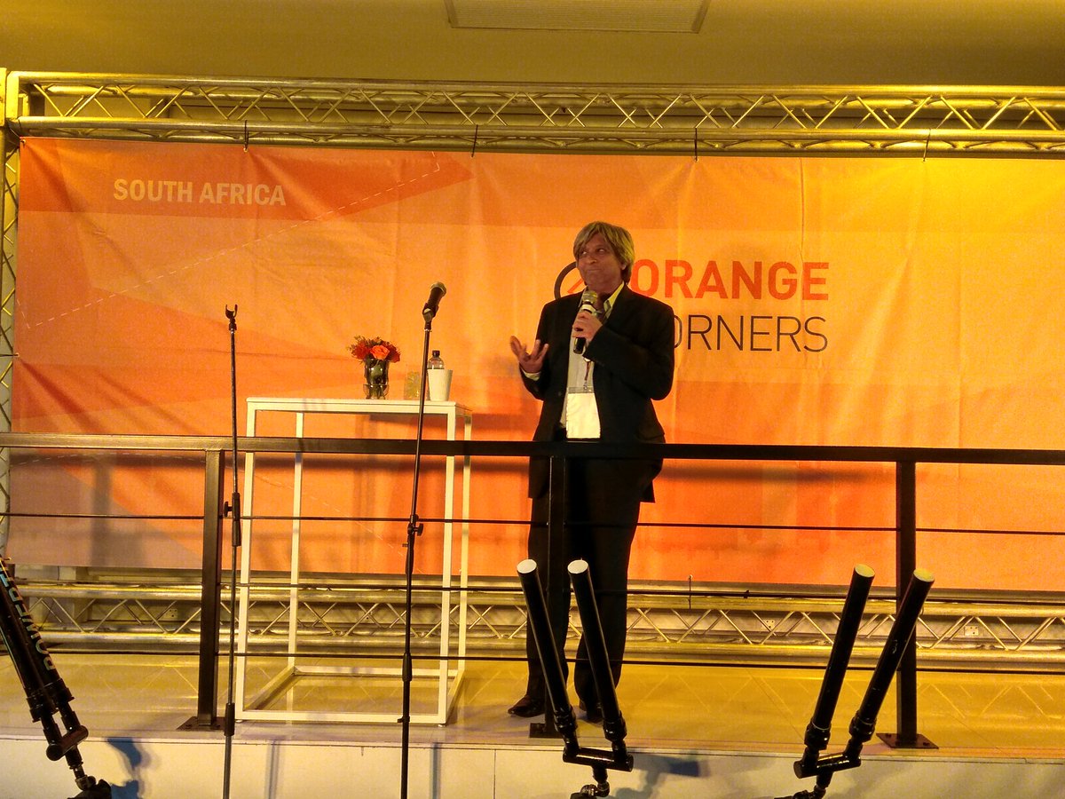 Nkulie14's tweet photo. Vice Chancellor @WitsUniversity addressing launch of @OrangeCornersSA @TshimologongIT. #Entrepreneur #Entrepreneurship @marisagerards @Nlinsouthafri A @DanielSmitSA @cocreateSA @HlubiMboya https://t.co/4MmbH5nS3H