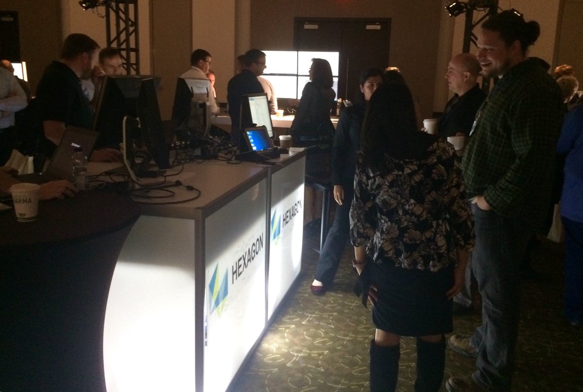 HexagonSIGPS's tweet photo. #HxGNLOCAL Toronto Attendees: Check out our live demo stations! #LIVE2LOCALToronto https://t.co/L140Nbz9VQ