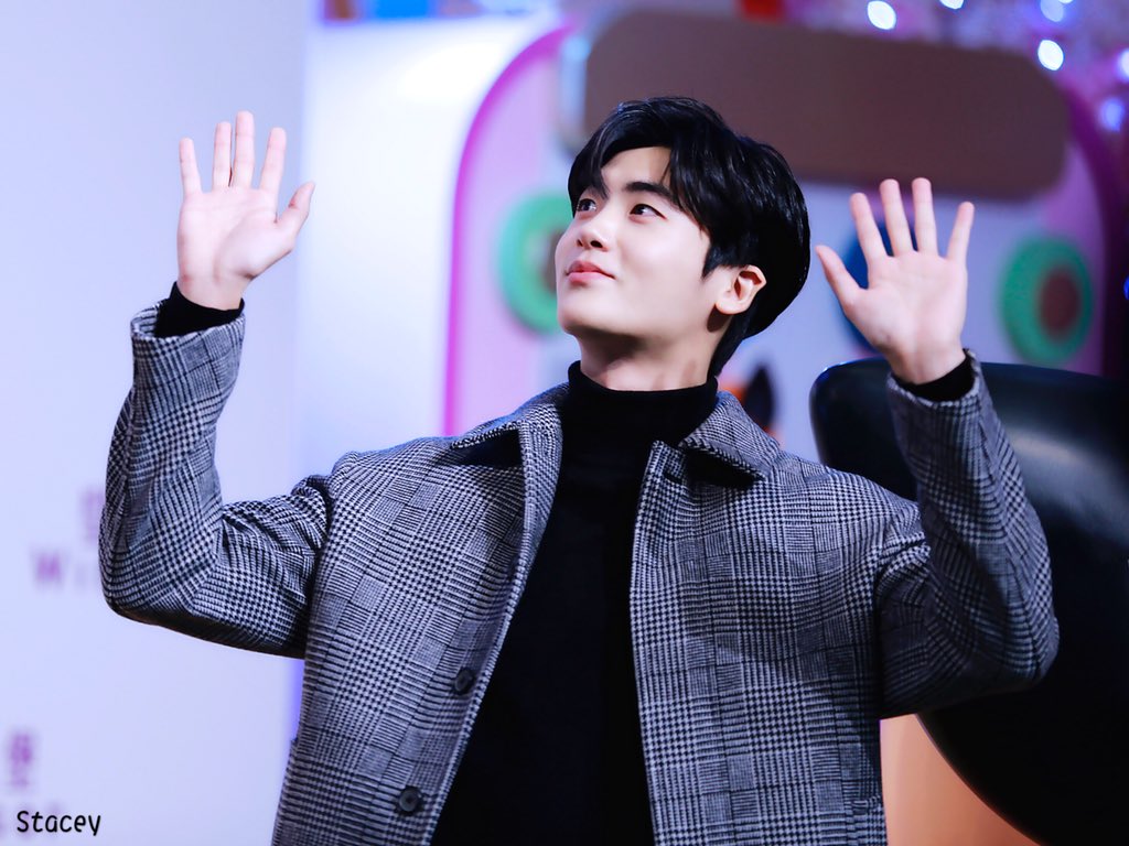Stacey0808P's tweet photo. I can see everyone who loves me!
#박형식 #ParkHyungSik 
 [Do not edit. Take out with full credit plz!모든 사진은 이차 편집 및 상업적 용도 금지합니다. 출처 포함한 전재 가능합니다 ] https://t.co/S3yDN0IIot