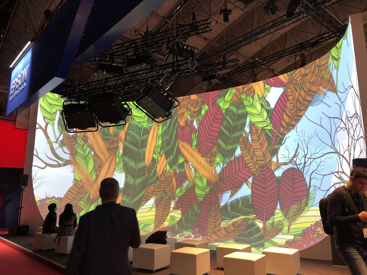 PSCo_'s tweet image. Wow! @EpsonUK used 6x 25,000lm laser projectors to create this masterpiece! Don’t leave #ISE2018 without seeing this stunning display!