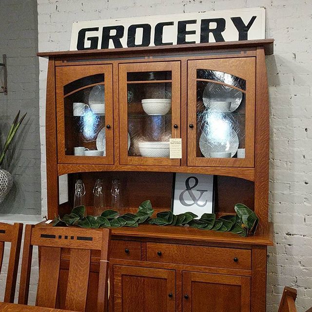 Just one of the beautiful pieces in Legacy Home Furniture! You can imagine the home cooking and fun family times! #oldbagfactory #familytime #homecooking #customfurniture #hardwoodfurniture #goshenindiana ift.tt/2GU84Nu