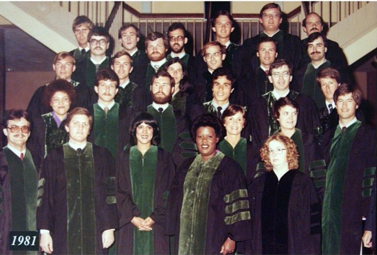 ECU_BSU's tweet photo. Day 6: Natalear Collins and Brenda Klutz became the FIRST African-American graduates of the Brody School of Medicine here at #ECU in 1981! #BHM @ECUHealthSci 💉💊 https://t.co/IUQmgfuiSI