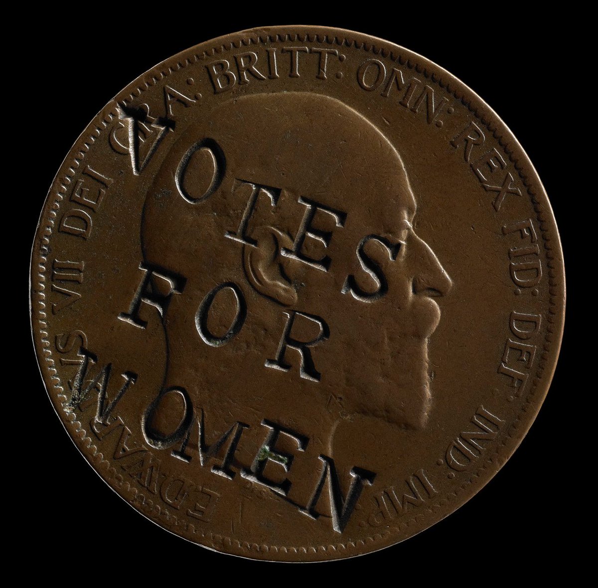 britishmuseum's tweet image. This 1903 penny was branded with the ‘votes for women’ slogan of the suffragettes – defacing a picture of the monarch was illegal in the UK, and carried a heavy fine for anyone caught doing so #votes100