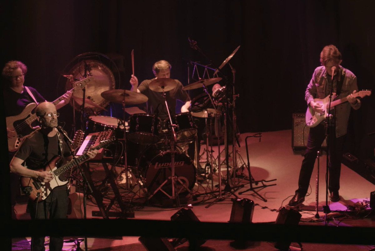 LionelBeltrami's tweet photo. ASIA MINOR @AsiaMinorProg on stage in Paris. @LionelBeltrami #AsiaMinor #BetweenFleshAndDivine #CrossingTheLine #AsiaMinor #FrenchProgressiveRock #SymphonicRock #MelodicSymphonicRock #Prog #ProgRock #ProgressiveRock #Progressive https://t.co/uH2OI4Q13A