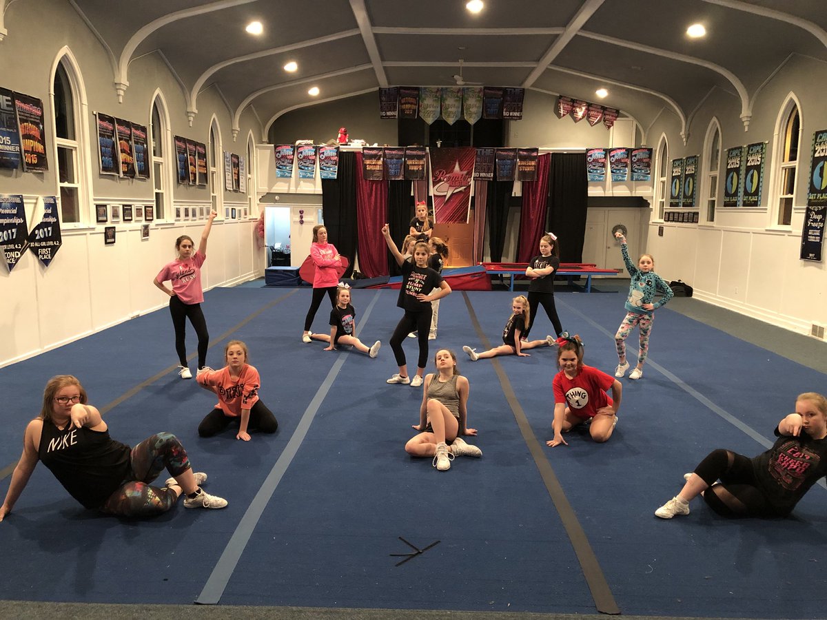 wecheerpremier's tweet photo. J1 last night after a great Choreography clean up practice 🎀💃🏻 https://t.co/344X5GTbf0