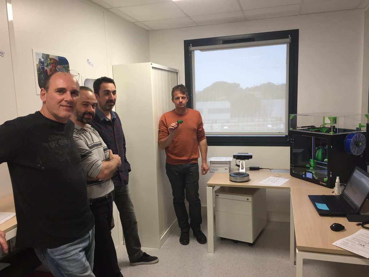 AgatheBAILLY4's tweet photo. Le #Gazlab de Cannes a aujourd’hui un petit frère en #DRMED : 🚦💡Aujourd’hui lancement du #Gazlab Montpellier ! Déjà plusieurs salariés intéressés par l’aventure ! @ilhame_mkireb @Mateudi_Ronan @frederic_arnal @WLGaz @PascalN_Diaye @HMALINAUD https://t.co/Pn4RyCu6t9
