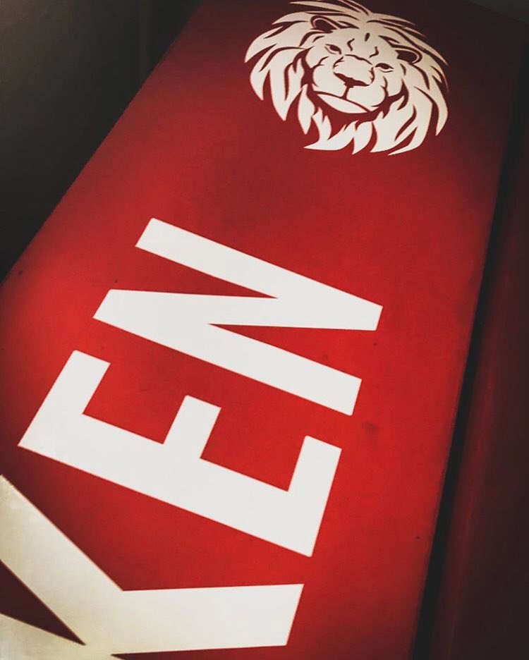 unbrokenec's tweet photo. Todo el poder UNBROKEN ⚡️👊 

#LionKing #FocusOnYourDreams #UnbrokenSportsWear #Mente #Actitud #Fit #ExpoFitnessCol #BeStrong #BeYouBeUnbroken #Red #Lion https://t.co/YMxKNldPVF