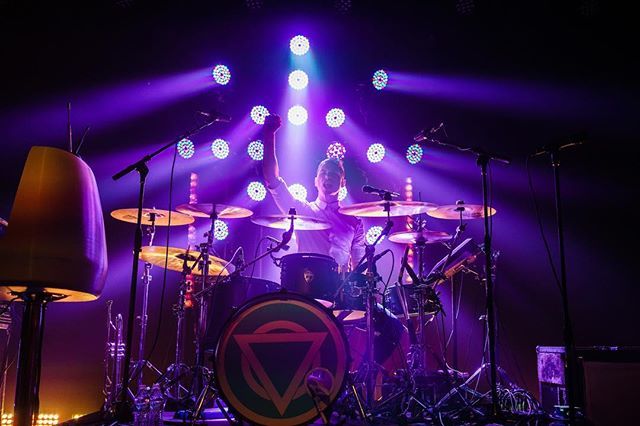 zachfoerst's tweet photo. @robwrolfe of @entershikari- @houseofindependents
#entershikari #thespark #robrolfe https://t.co/1CR6mELbMy https://t.co/SvYX85Pkyu