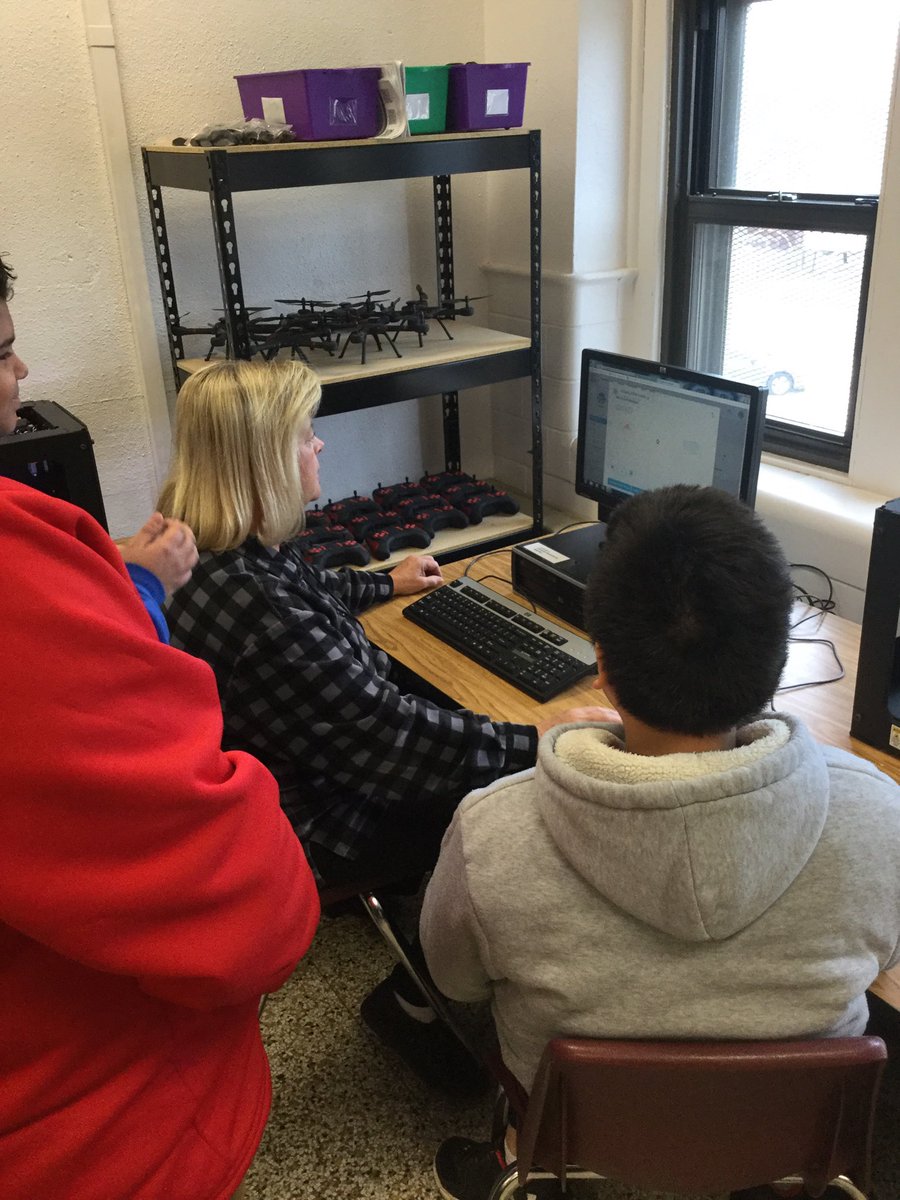3D printing mini-lesson <a href="/jacksonenterokc/">Jackson Enterprise</a> #stem #makerspace