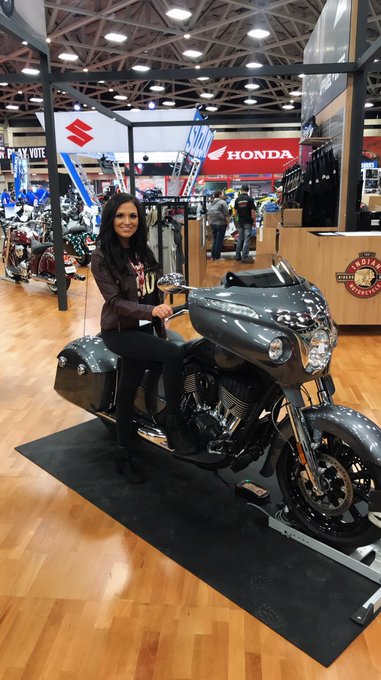 vroom vroom 🏍 https://t.co/cyANHCSlP9<a href="/tag/weekendfun"class="tags"><span>#weekendfun</span></a>