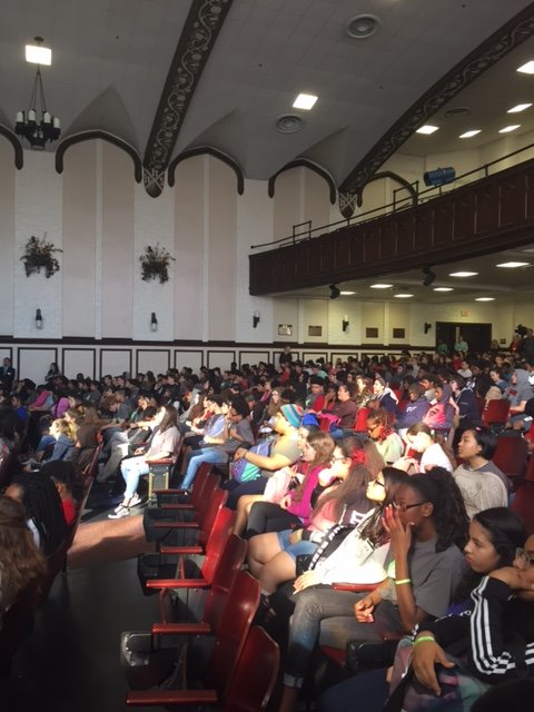 What an important message today, "Start with Hello".
Thank you to the Sandy Hook Promise, Project Prevent, SGA, <a href="/hhsbigredband/">HHS Big Red Band</a> and everyone! Go Big Red! <a href="/Trabrown223/">Tracye Brown</a> <a href="/HCPSArea4/">HCPS AREA 4</a> <a href="/HillsboroughSch/">Hillsborough Schools</a> <a href="/Clstuart/">Cindy Stuart</a> <a href="/Jeff_Eakins/">Jeff Eakins</a> <a href="/VanAyresHCPS/">Van Ayres</a> <a href="/principalcoach1/">Holly Saia</a>