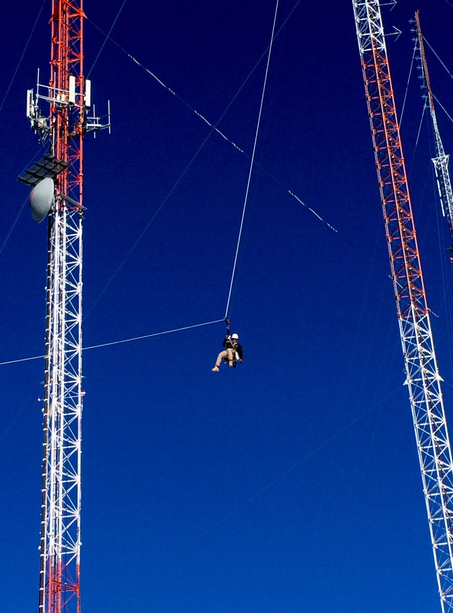 SiouxFallsTower's tweet photo. Just hanging out at #SFTower! #TowerTuesday
PC: John Clarke https://t.co/Mvrfk3fOwy