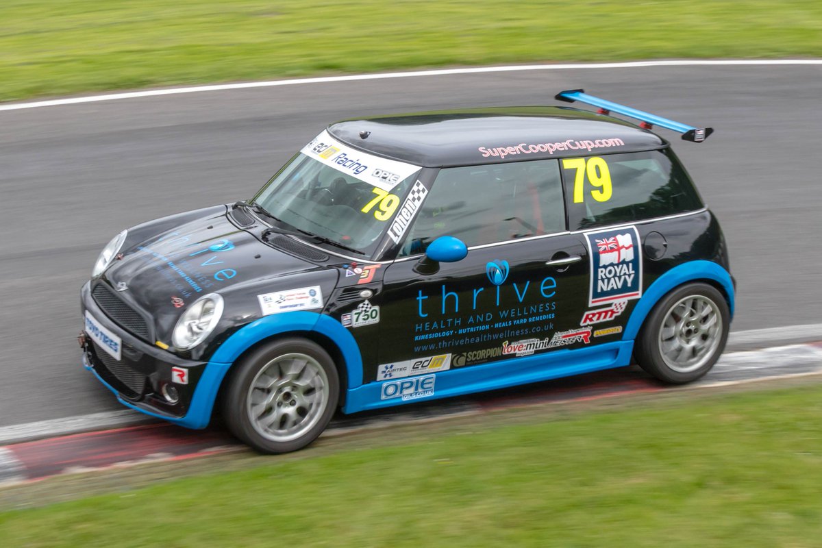 thriveracing's tweet image. Delighted to say that @opieoils will be continuing to support me for the 2018 season as part of the @rnrmcrt .  Aiming to better 3rd in the @AFRaceChallenge that I achieved in my Novice year.  #opieoils #royalnavysport #armedforcesracechallenge #750mc