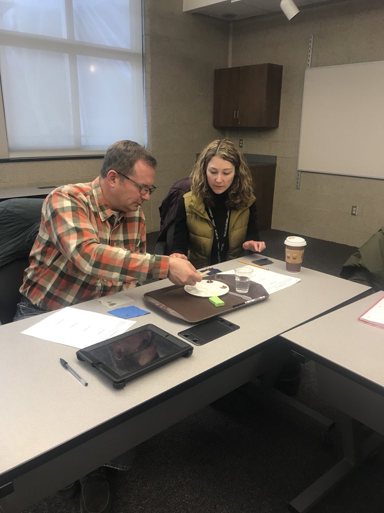 neatec_nsf's tweet photo. Kindergarten through second grade teachers from Ravena Coeymans Selkirk Central School District learned about nanotechnology by experimenting with nano fabric and learning about size and scale at the nano level. https://t.co/XHkZspFKIX