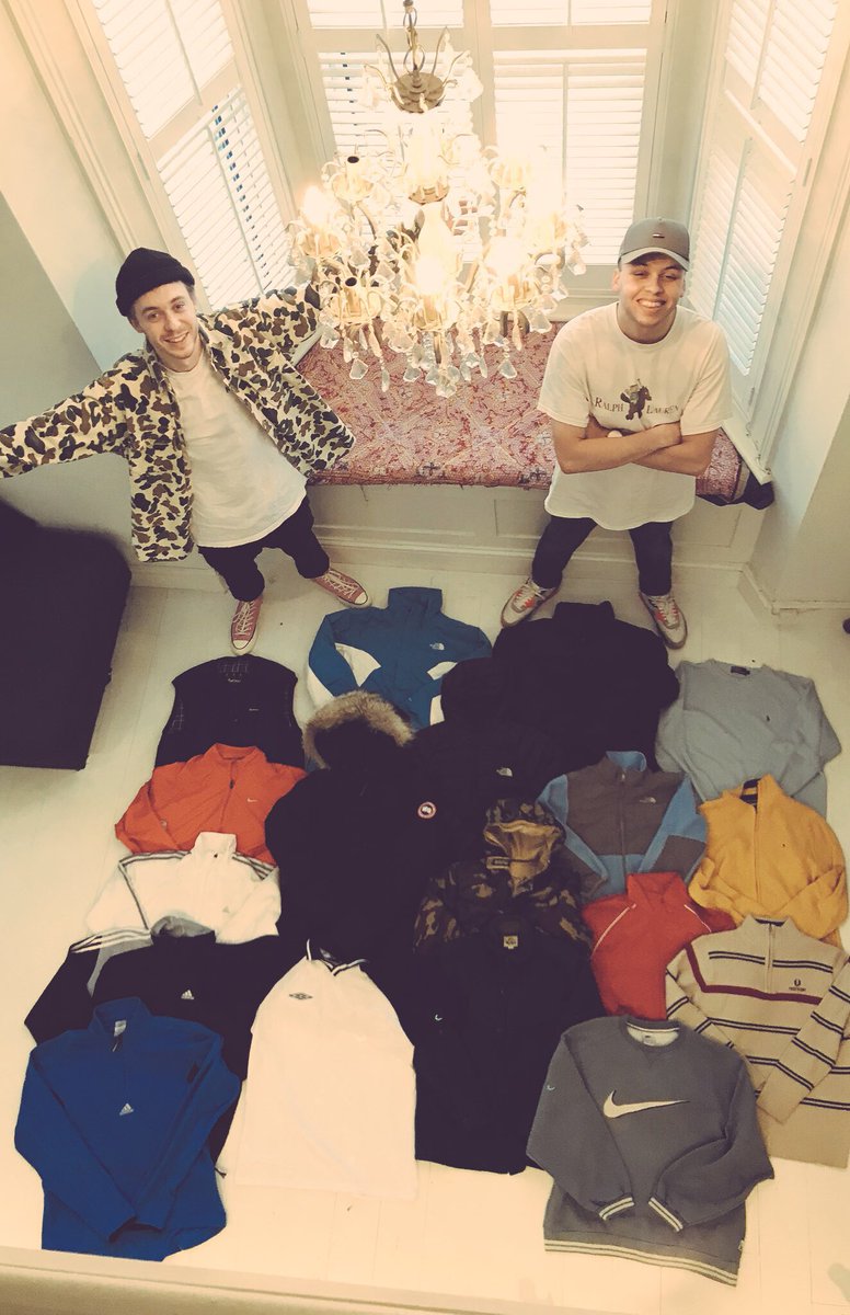 APEX STORE tweet media