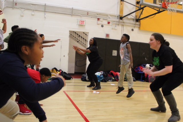 SunLifeUS's tweet photo. For the next month, children @YMCA_Boston, @YMCA_SouthernME and @YMCA_Hartford will be participating in the #SunLifeFittoWin program in partnership with the #celtics. Cheer them on by using #SunLifeFittoWin. Learn more: https://t.co/5iwL4qRztb https://t.co/xsvoCyzccr