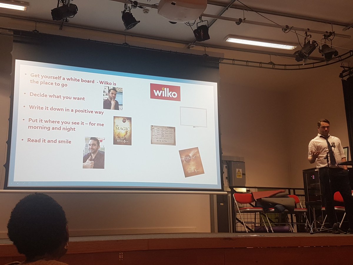abbiemann1982's tweet photo. Stan Colomb sharing his top tip. Get to Wilkos and buy a whiteboard to focus on wellbeing. @HackneyTSA #tmlearn #wellbeing https://t.co/K7IapDRG3w