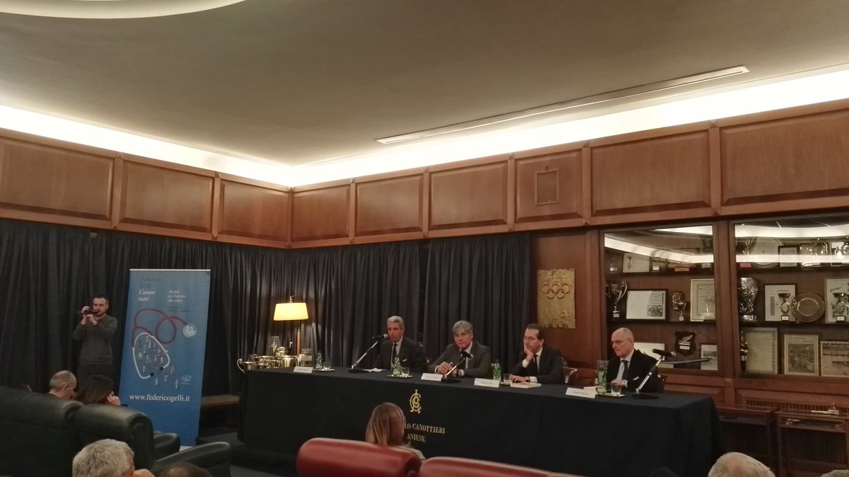 FondazioneEYU's tweet photo. Inizia la presentazione del libro di @federicogelli "Curare tutti. 10 sfide per il diritto alla #salute" https://t.co/uqWr09w5Rp
