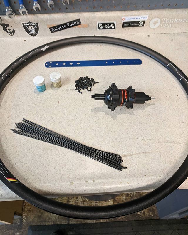 missoulabicycle's tweet photo. Got to know your watts. This is going to be a pretty cool wheel build. PowerTap hub on a HED Belgium Plus rim rim. #ridembw #708custom #handbuiltwheels https://t.co/MvVnTUpqMP https://t.co/N3uIrBpfiB