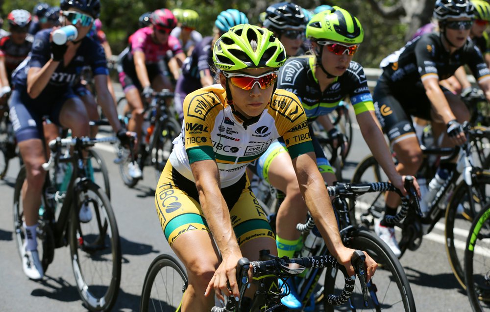 Ladies and gents, a MUST read! Can you think of any more myths that need to be busted? "Women's #Cycling Myths: Busting Fallacies About Women's #Racing..." buff.ly/2FOIZSP