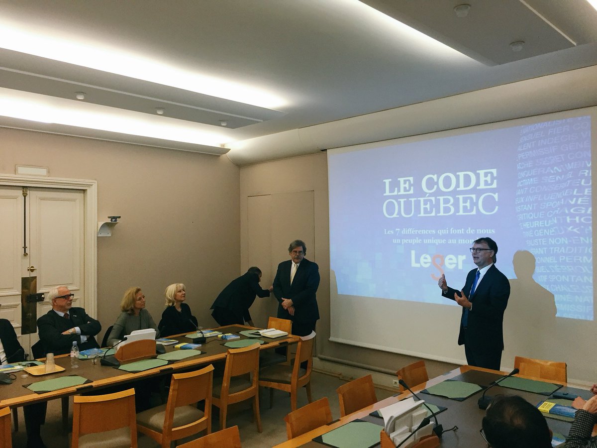 Quebec_FR's tweet photo. Députés et sénateurs rassemblés pour entendre @JeanMarcLeger1 et @nantel_jacques présenter le Québec contemporain au @Senat à l’occasion de la sortie du livre #CodeQuébec en France https://t.co/eWURDoh0HA