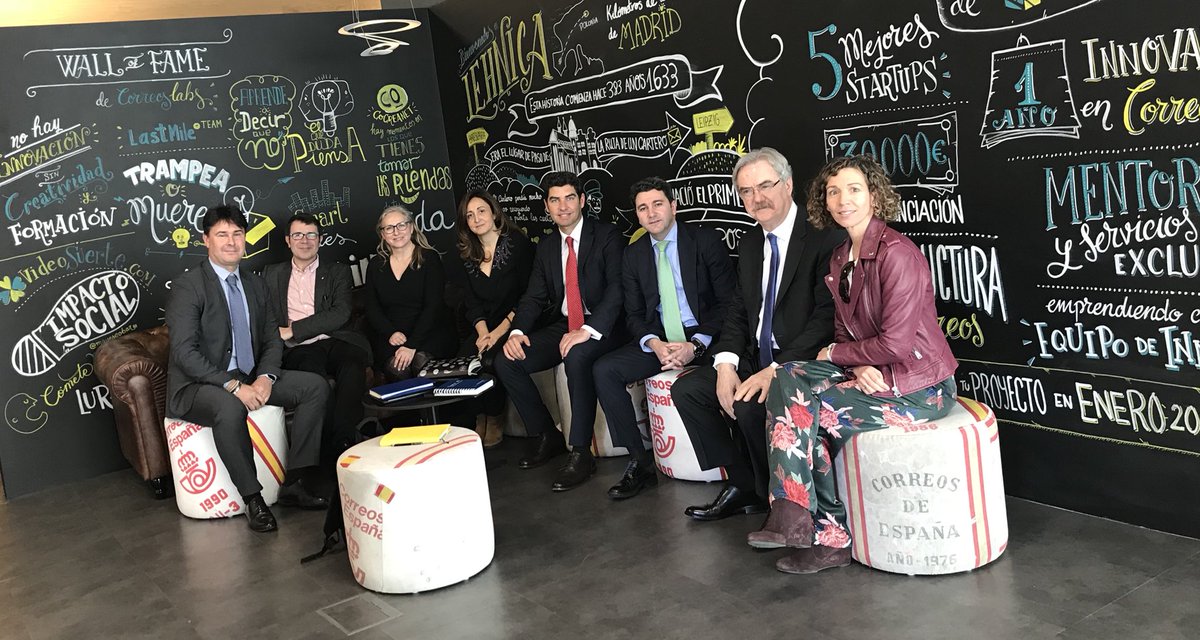 manuelbonilla94's tweet photo. En Madrid ThinkTank con equipo de @Correos en #CorreosLab. Día #innovador, disruptivo y colaborativo en el nuevo espacio del Grupo Correos España para hibridar, generar sinergias, #economíacolaborativa #emprendimiento con talento y #startups para añadir valor al cliente y usuario https://t.co/WxtIKbtzRl