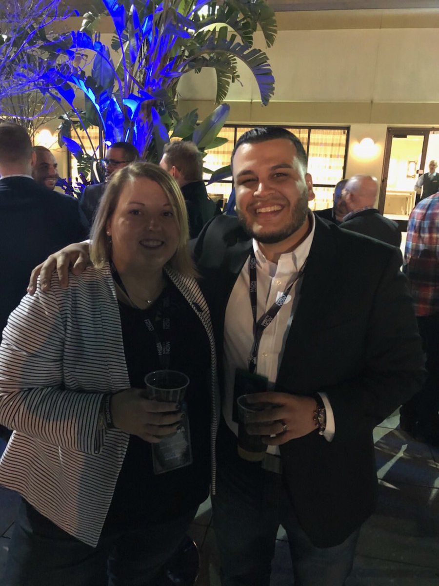 JayConexion's tweet image. My #LeapTraining Peer @analisaGSC and I at the welcome reception last night. Great to see you again! #bEASTregion2018