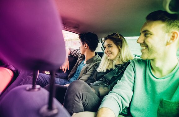 RegLombardia's tweet photo. #Carpooling, la scelta della #mobilitàsostenibile per raggiungere anche il posto di lavoro. Leggi i numeri https://t.co/F8gXZzfCPc  @startup_italia @EconomyUp @Affaritaliani #emissioniCO2 #Jojob #LombardiaSpeciale https://t.co/rloez1pHzJ