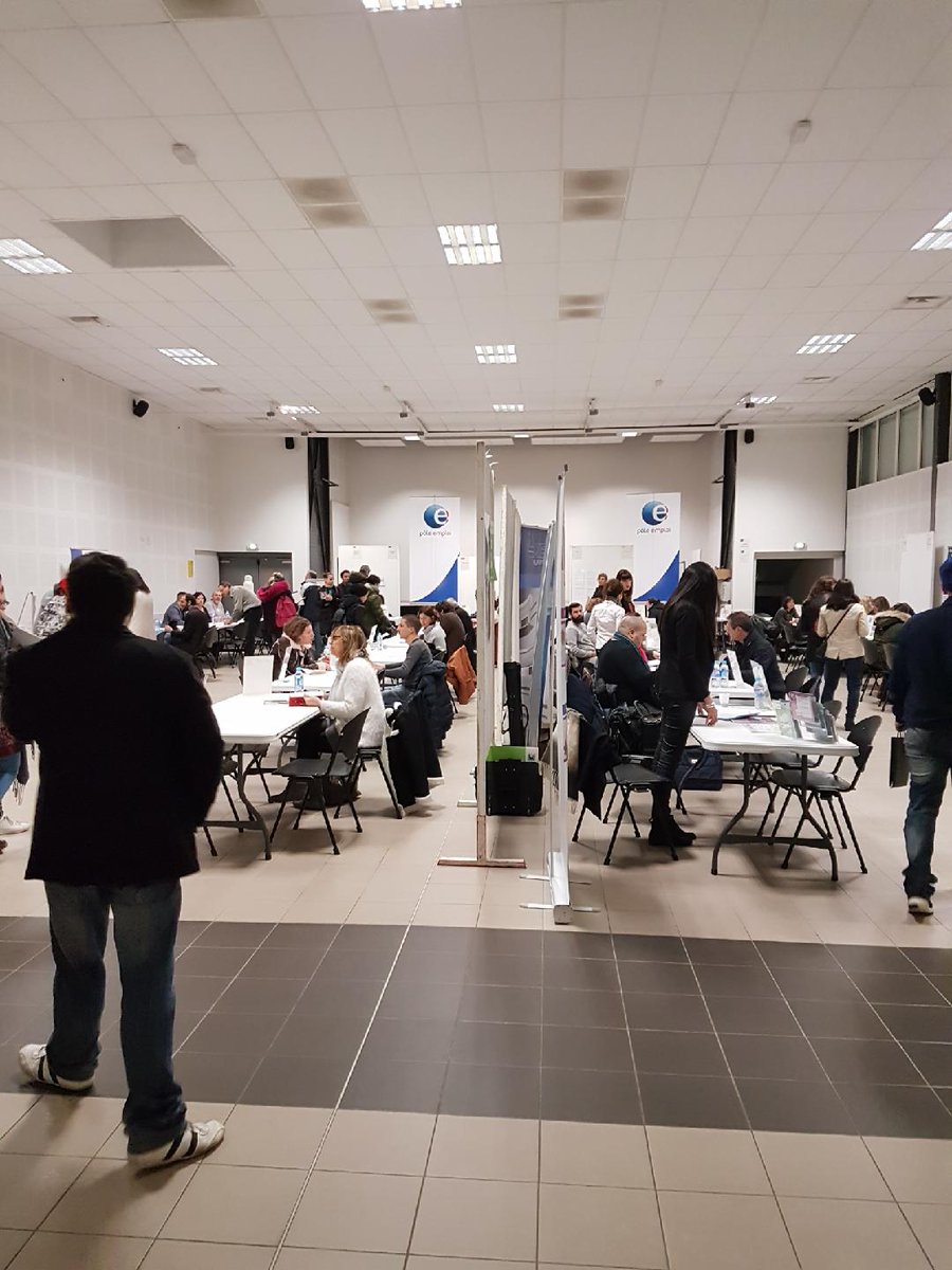 ferreFred's tweet photo. Un partenariat réussi pour le forum #orbjob à Bédarieux, @Poleemploi_oc #Béziers, le club des ambassadeurs et la communauté de communes du grand orb. Un événement au plus près des recruteurs. https://t.co/dfiOMWJies