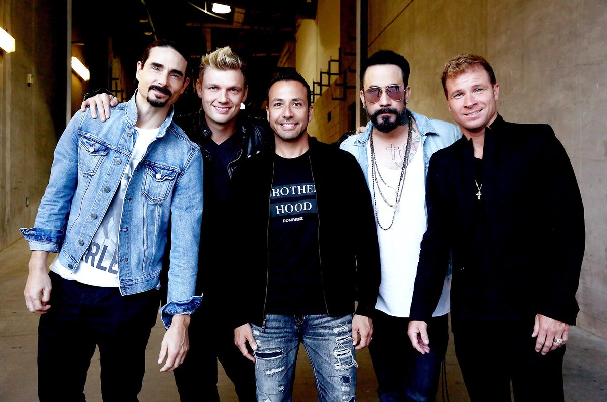 billboard's tweet photo. Backstreet Boys are "huge fans" of BTS https://t.co/IQRSDHgSM4 https://t.co/xASGmxLsfj