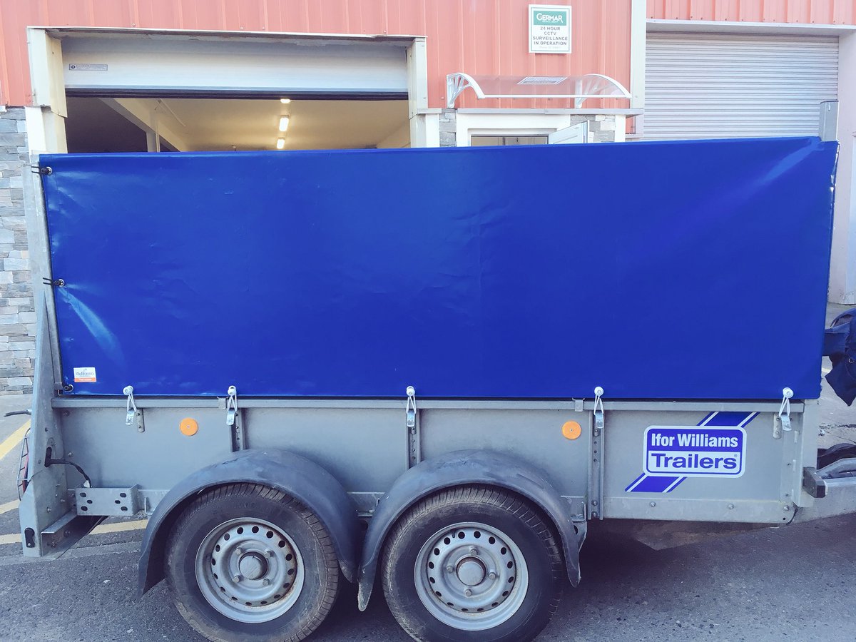 DebarraCovers's tweet photo. Custom made trailer cover rolling out the door 😉 call us on 087 4148003 #Waterford #WBA18 @waterfordcc https://t.co/nGFOY4U0Fd