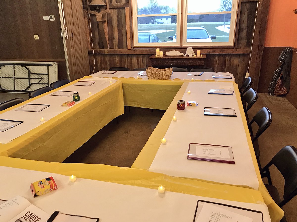 TheTableCLE's tweet photo. There’s a seat waiting for you this Sunday at 5pm #TheTableCLE https://t.co/Ytf5ld4tXp