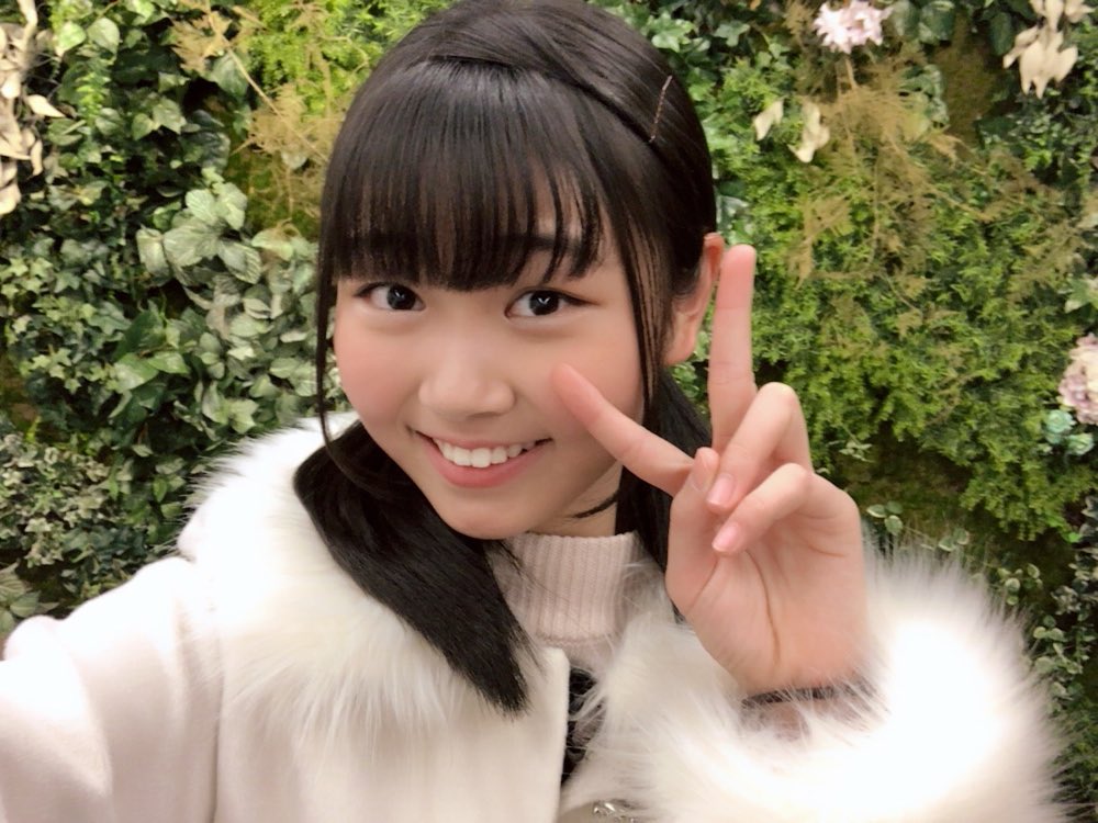 小澤愛実 ラストアイドル Twitter वर 前髪の量少なくしたいな でも変になったら怖いから勇気でない 今までの量多い前髪で行こうかな 髪型も色んなのがありすぎて 自分に似合う髪型が分からなくなってきた 髪型どうしよう