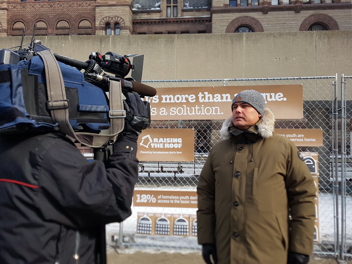 RaisingTheRoof's tweet photo. Our new board member Jesse Thistle @MichifMan supporting our actions towards ending #homelessness! #ToqueTuesday #MardidesTuques #wearstoquetoday https://t.co/CyOsRUAcHJ