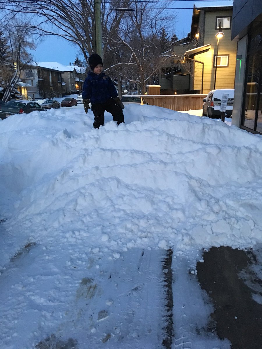 jen_malzer's tweet photo. Proof that kids are better than grown ups - greatest winter joy for this dude is the parking lot snow pile! #kidwalks #takingthebus #yycsnow #yycbike #yyctransit https://t.co/Jwqc8Dekow