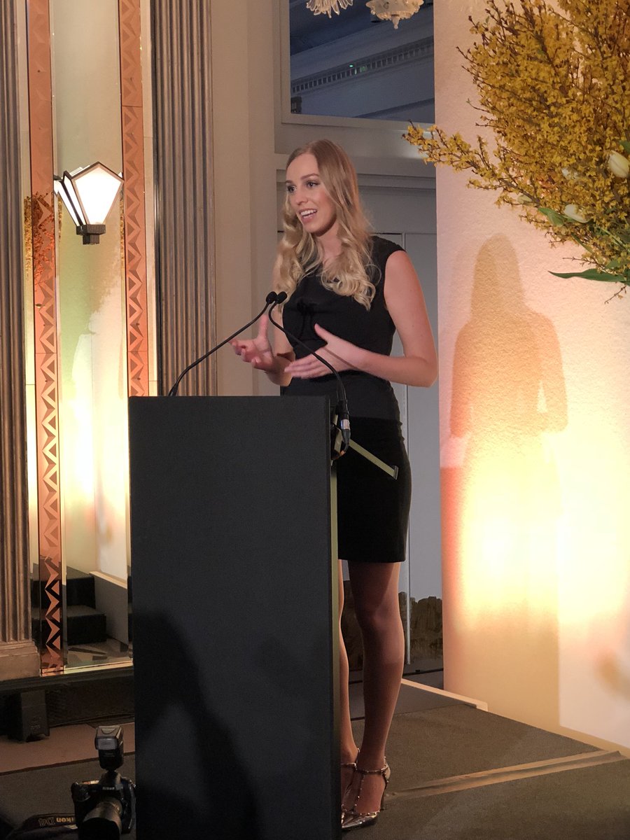 GoldScholarship tweet media