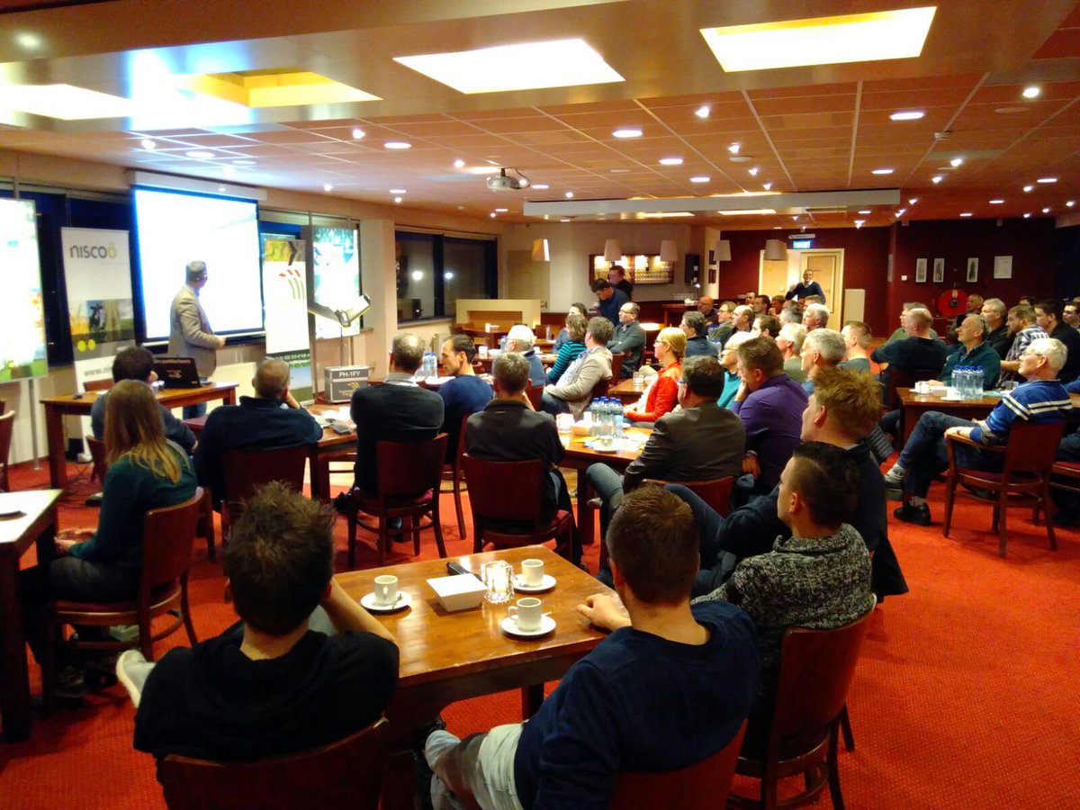 Een mooie opkomst vanavond voor het thema Gewasmonitoring bij grasoobrengst! Oa over het project #grass4farming.