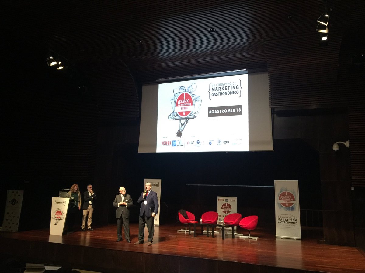 Aprendiendo y disfrutando de los grandes en #GASTROMLG18 #Zalacain #Jockey