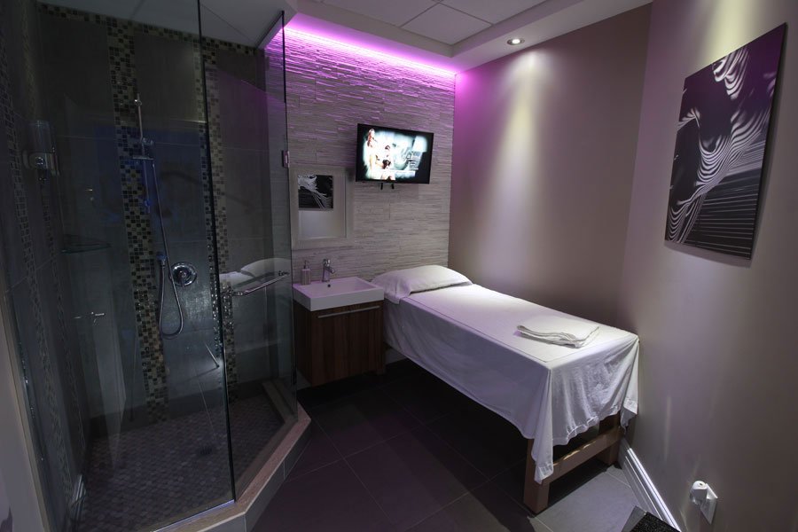ppstoronto's tweet photo. Pure Pleasure Spa is currently seeking attractive females for days, nights and weekends shifts for our very busy female operated spa
- NO EXPERIENCE NEEDED
We are looking for " The It Girl "..... Start A.S.A.P
#wannamakefastcash #TorontoBodyRub #naughtytoronto #purepleasure #spa https://t.co/qEpO7dBj0q