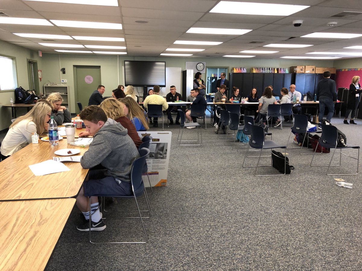 WayneLWorkman's tweet photo. The first annual Student Leadership Summit in Lyon County School District!  Our amazing student leaders problem solving their culture and climate survey data. https://t.co/KpvHErGzcn