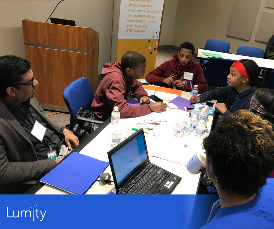 LumitySTEM's tweet photo. Thanks @BCBSIL for hosting our #RealWorldProject w/ @Chi_Voc freshmen yesterday! Our students had a blast working with volunteers from BCBSIL, @Cognizant , @CapitalOne, @NTTDATAServices, @ClarityPartners, and @KearnsDesign. Real world experiences with awesome mentors! #STEMkids https://t.co/sTYzC0Me8y