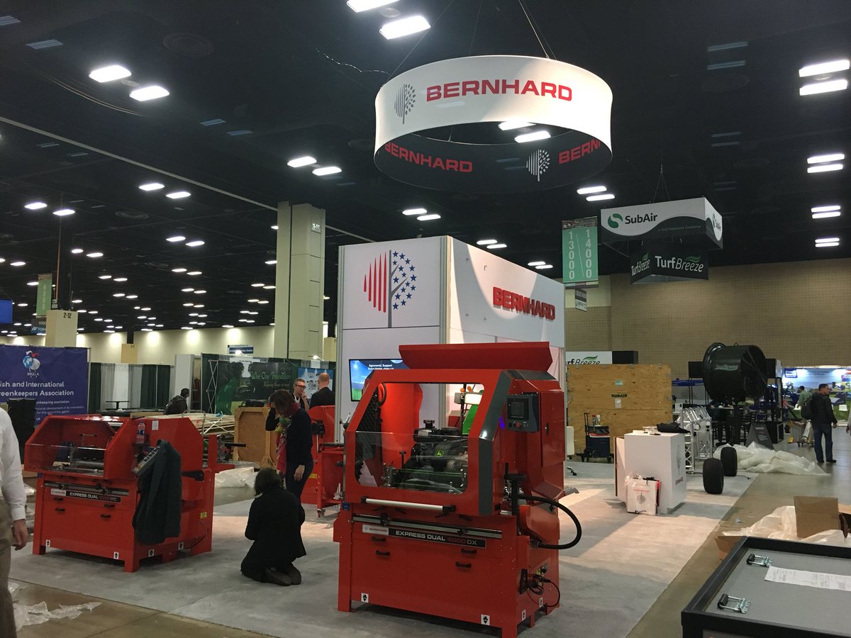 Grind_It_USA's tweet photo. Putting the final touches on @BernhardGrinder @MLR_Sports booth for #GIS18 Come by booth 14095 to see what’s new! #GrindIt #LetThereBeLight #Education #TurfHealth https://t.co/9ltTqz1h6p