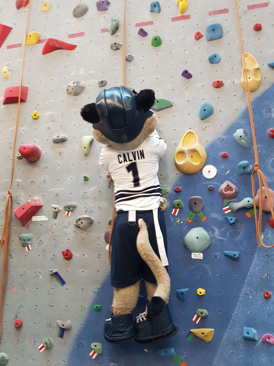 MRUrecreation's tweet photo. Get elevated!
All skill levels welcome at the 2018 MRU Boulder Bash. 
Register on ePlay https://t.co/jNN3a8x5tB by Feb. 28.
The Boulder Bash runs Feb. 26 – Feb. 28 11:00 am – 9:00 pm
&amp; Saturday, March 3 12:00 pm – 3:00 pm

#mrurec #boulderbash #bouldering #climbing #yycfitness https://t.co/yyCW5Sn6u1