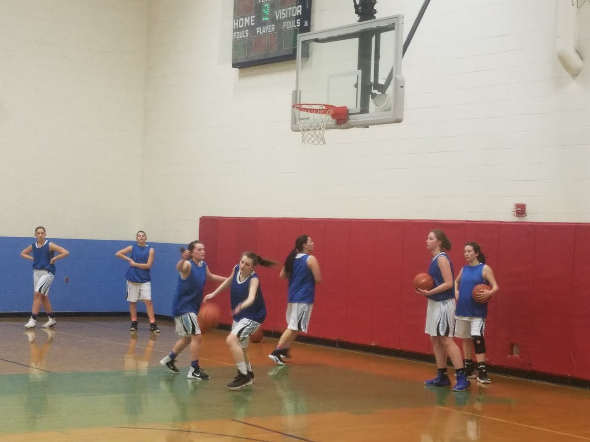 Brooksy1234567's tweet image. No game today vs. Hudson 
Practicing up for Charlton Thursday at 5:30 at the HILL