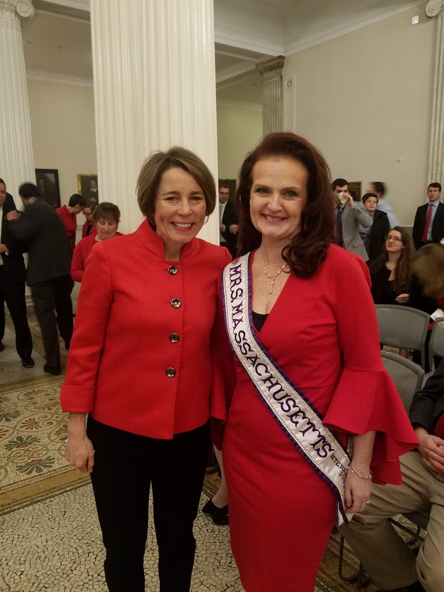 APerronHasHeart's tweet photo. Thanks @MassAGO for your support of @HeartMASS #GoRedMass event https://t.co/kcZ8VNE172
