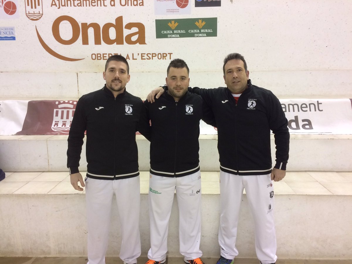 cpriba_roja's tweet photo. Presentació de les finals Escala i Corda AON en Onda 
Els jugadors del @Paddock_Motors_ Riba-roja B   on disputaran diumenge la Final https://t.co/Gu0h6Tveqq